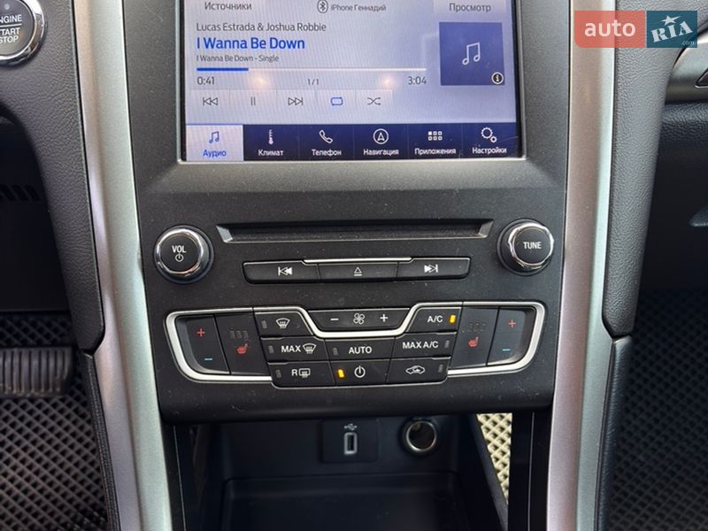 Седан Ford Fusion 2016 в Києві