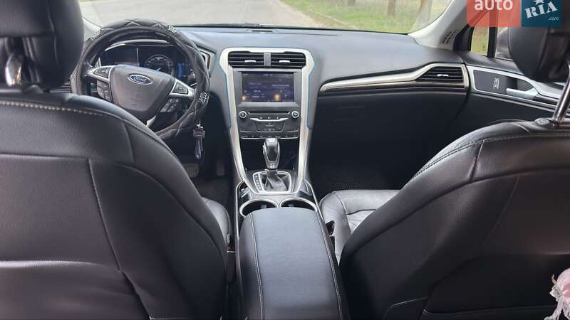 Седан Ford Fusion 2012 в Білгороді-Дністровському