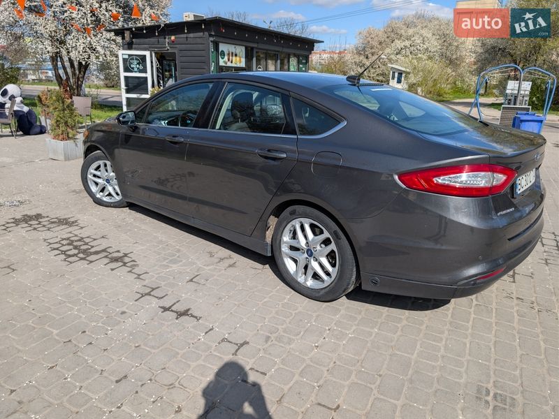 Седан Ford Fusion 2015 в Львові фото 3 Седан Ford Fusion 2015 в Львові