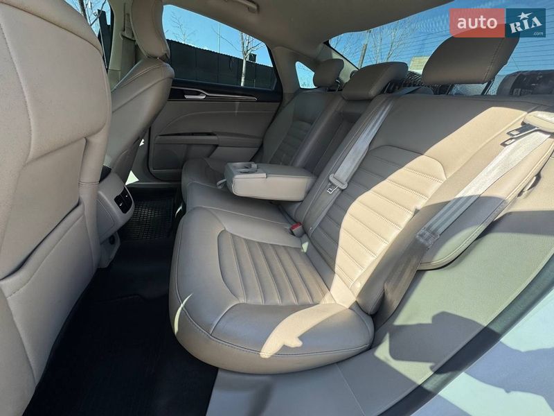 Седан Ford Fusion 2018 в Киеве