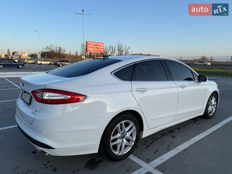 Седан Ford Fusion 2012 в Борисполі