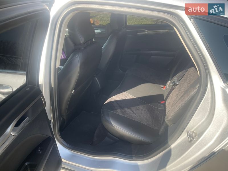 Седан Ford Fusion 2017 в Хмельницькому