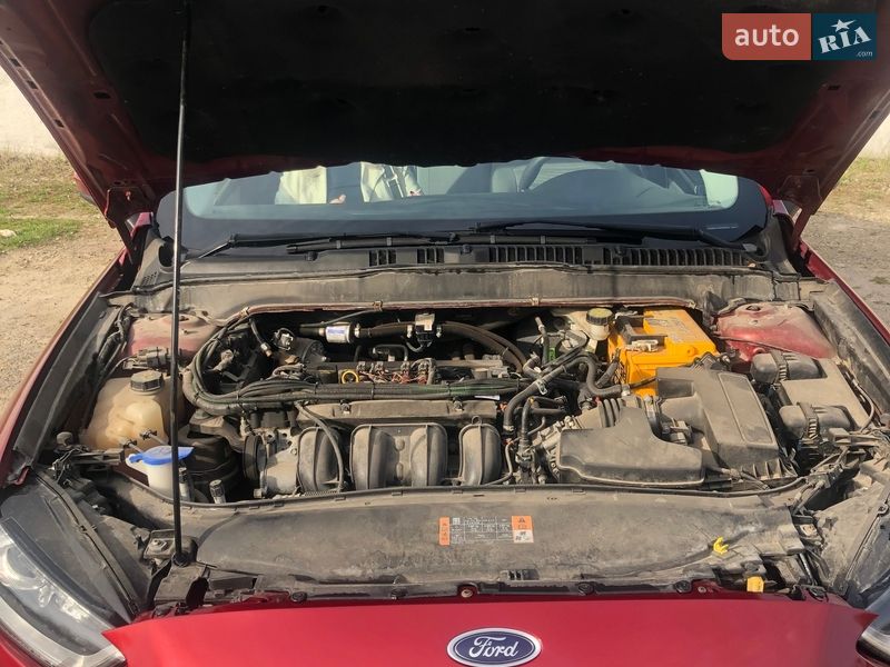 Седан Ford Fusion 2015 в Новом Роздоле