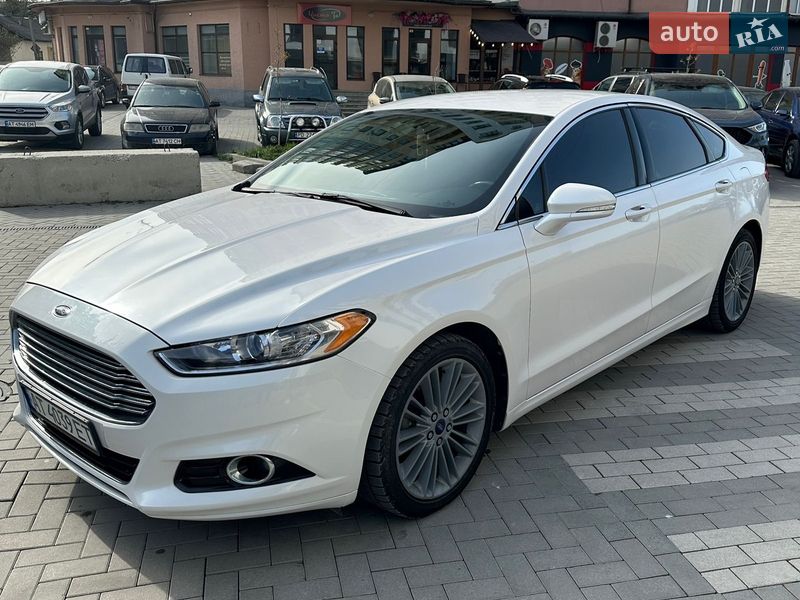 Седан Ford Fusion 2014 в Ивано-Франковске