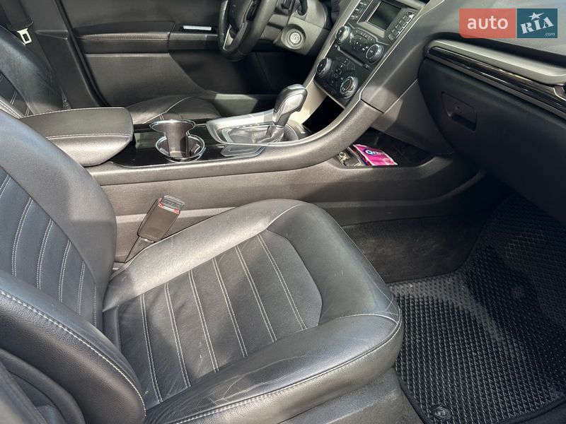 Седан Ford Fusion 2014 в Ивано-Франковске