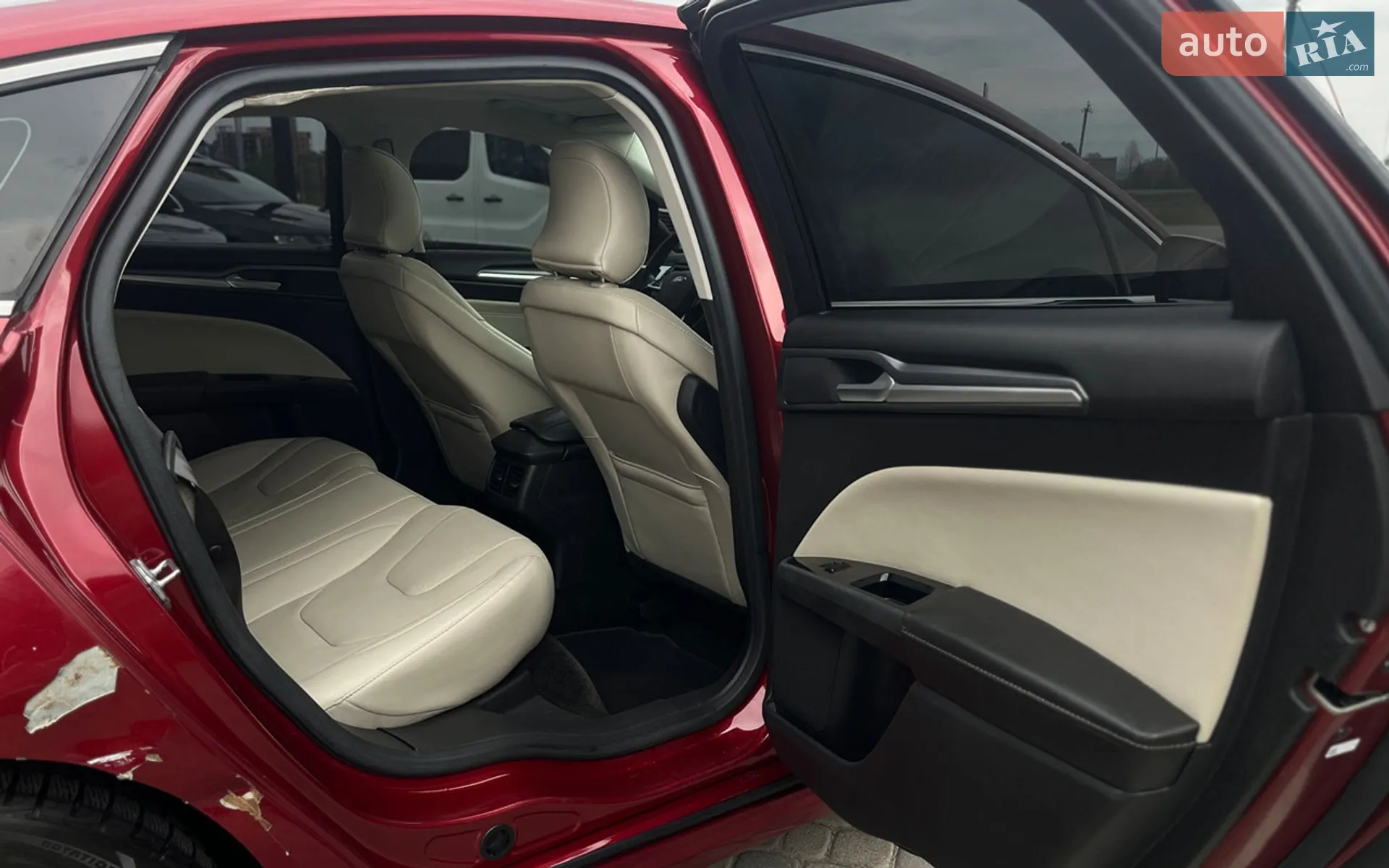 2016 Ford Fusion - мініатюра 21
