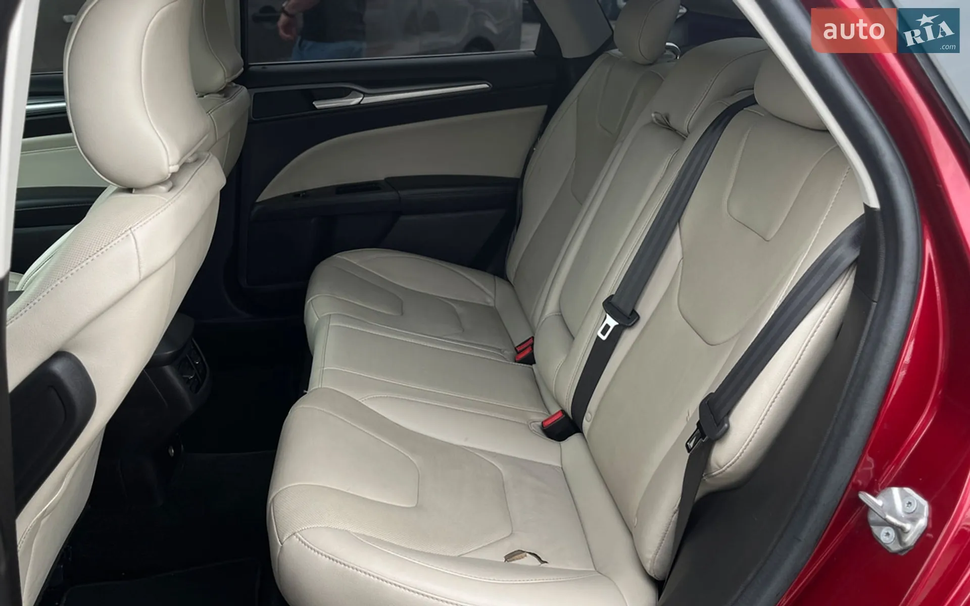 2016 Ford Fusion - мініатюра 23