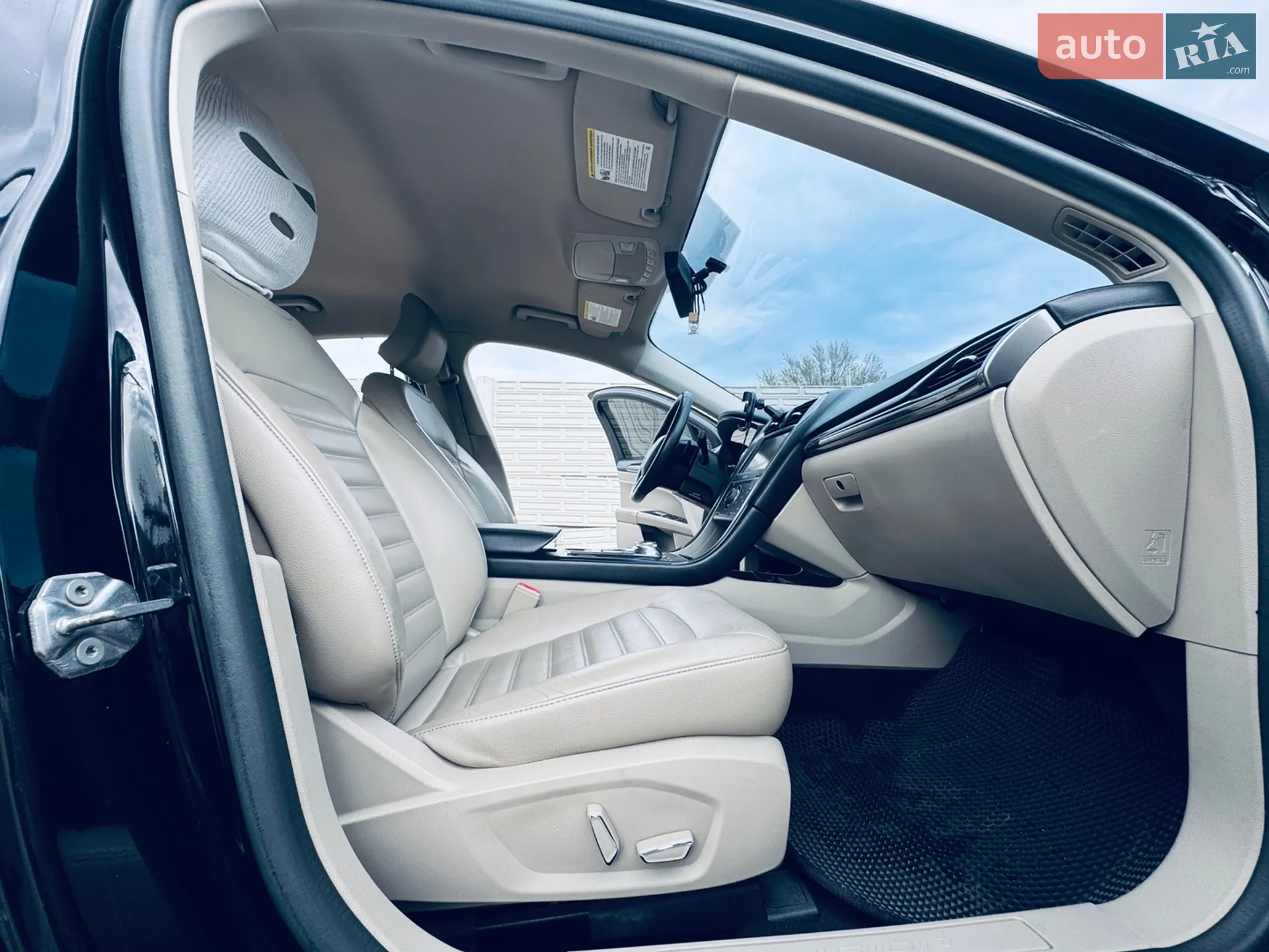 2017 Ford Fusion - мініатюра 10