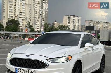 Седан Ford Fusion 2016 в Києві