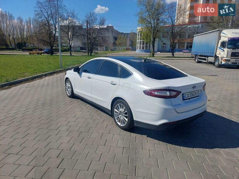 Седан Ford Fusion 2013 в Черкассах