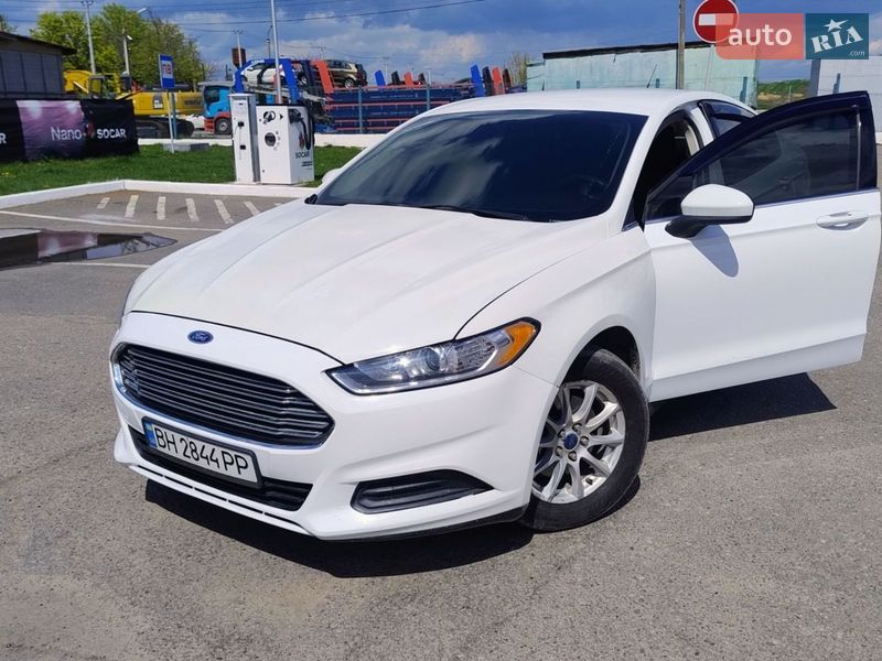 Ford Fusion 2015