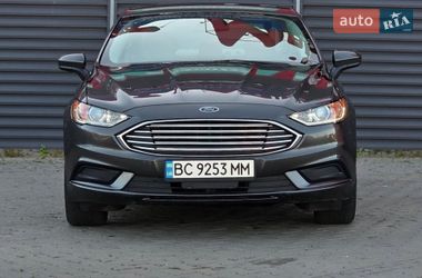 Седан Ford Fusion 2016 в Львові