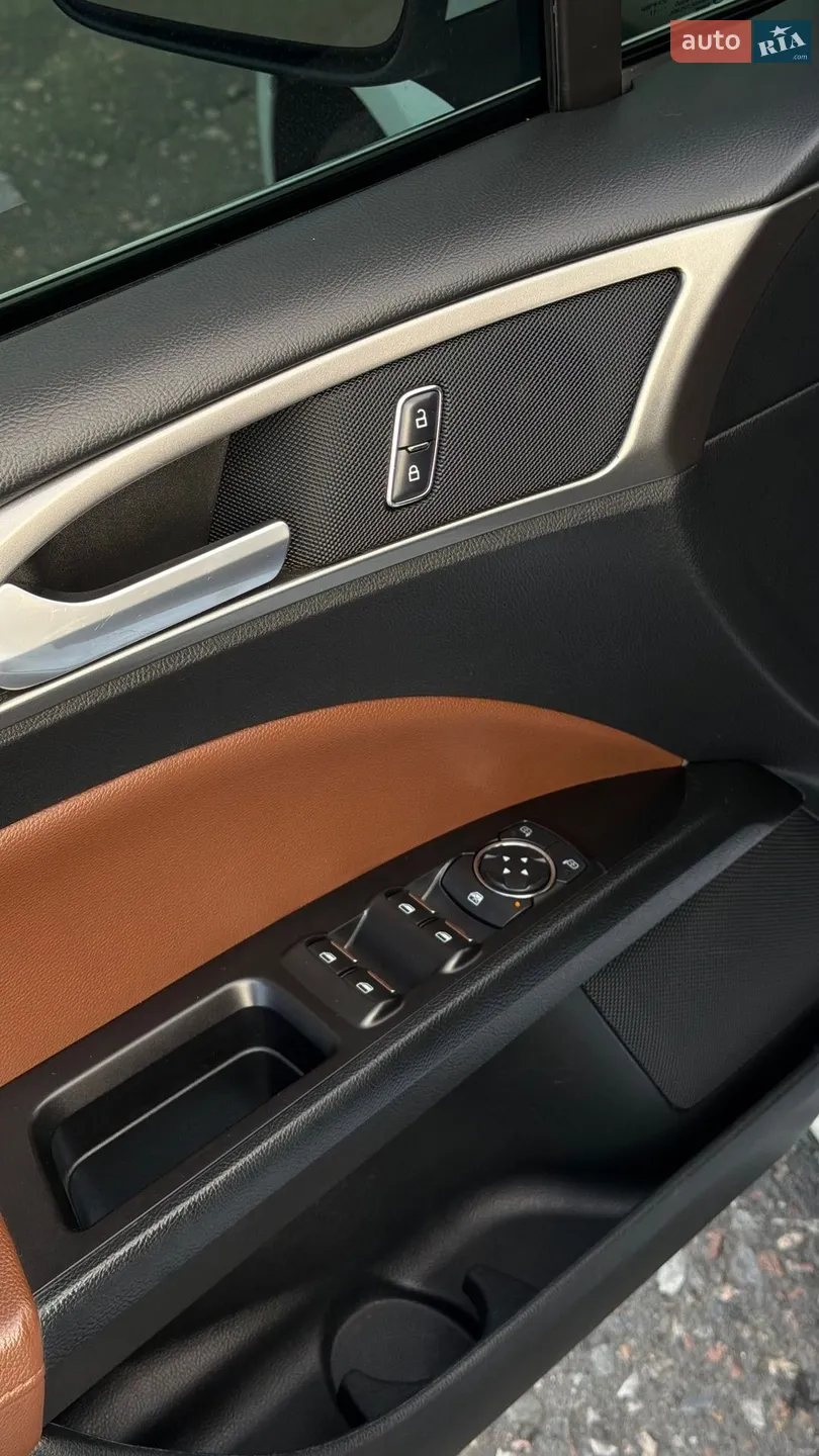 2017 Ford Fusion - мініатюра 18