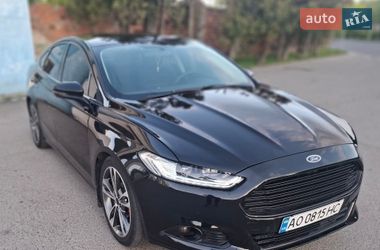 Седан Ford Fusion 2015 в Ужгороде