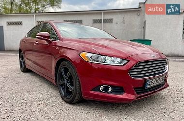 Седан Ford Fusion 2015 в Каменском