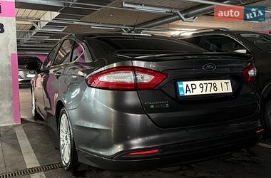 Седан Ford Fusion 2016 в Львове