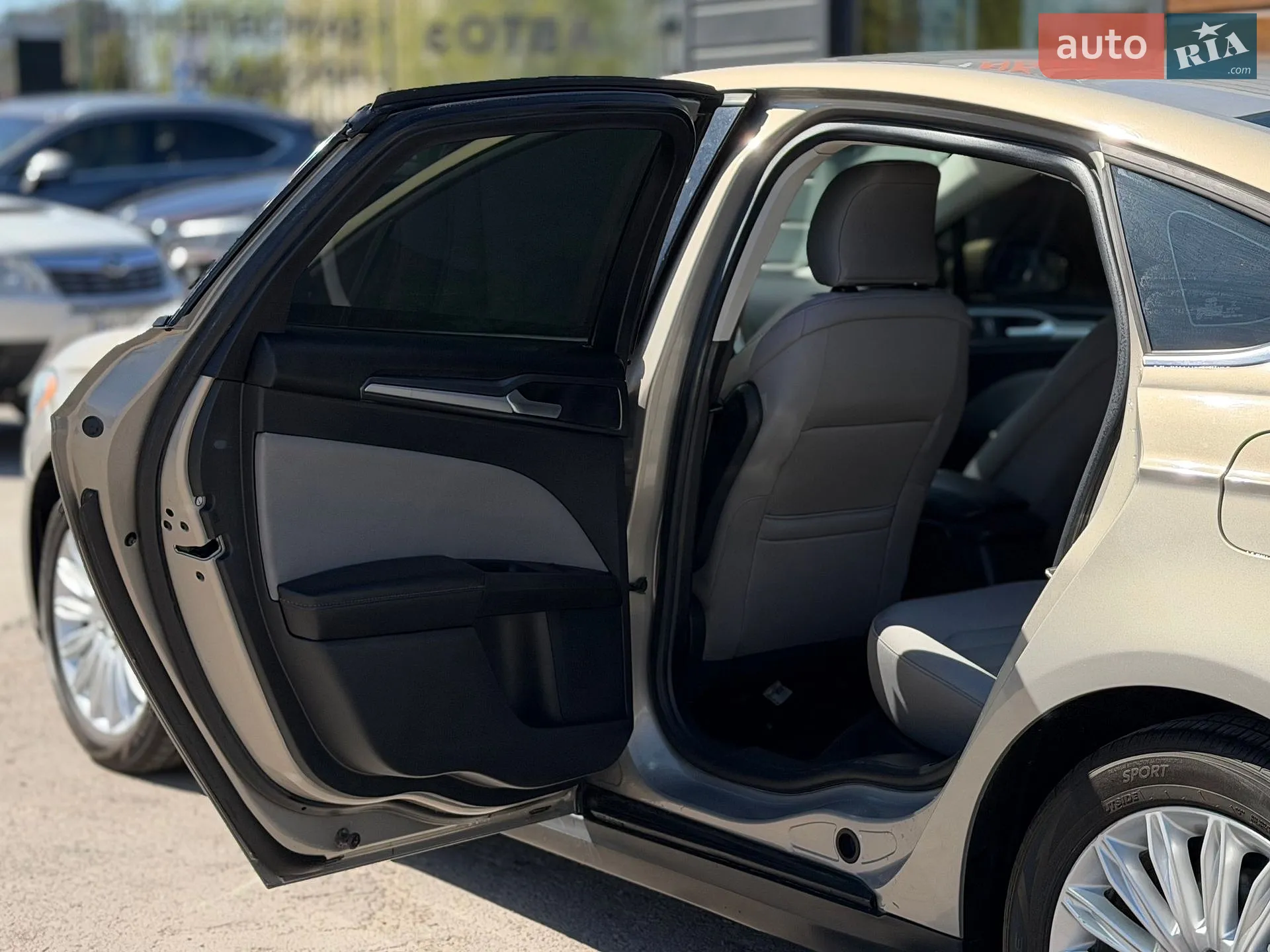 2015 Ford Fusion - мініатюра 41