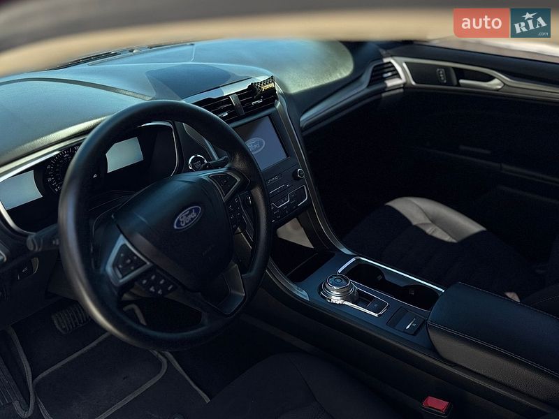Седан Ford Fusion 2019 в Одессе