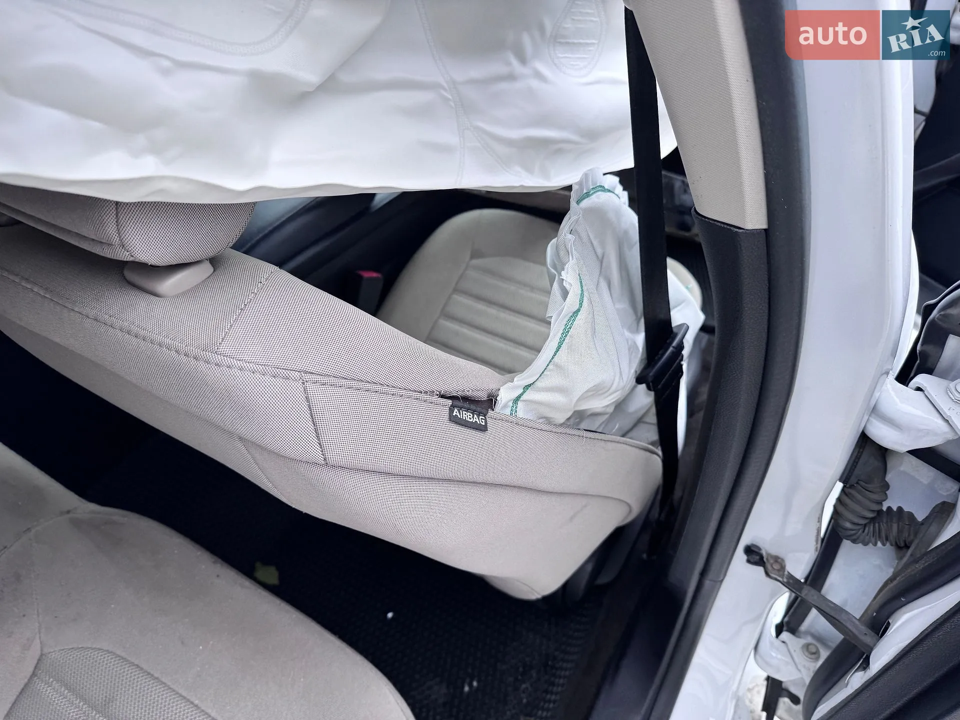 2016 Ford Fusion - мініатюра 18