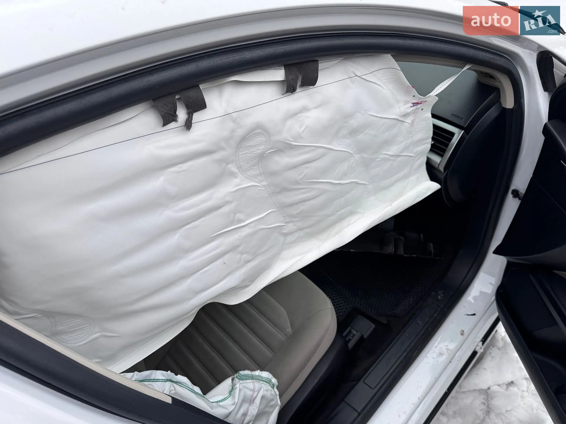 2016 Ford Fusion - мініатюра 19
