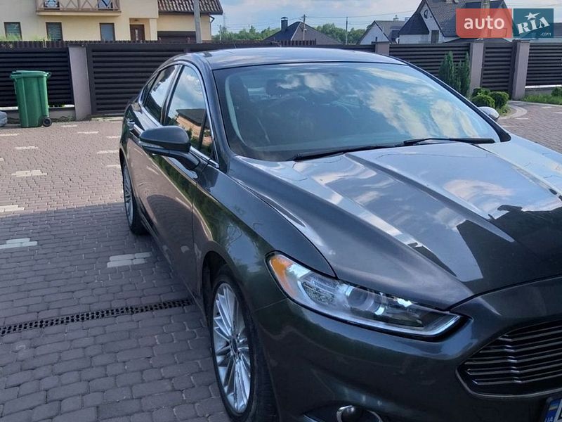 Ford Fusion 2015