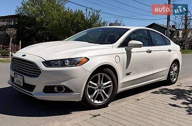 Седан Ford Fusion 2015 в Одесі