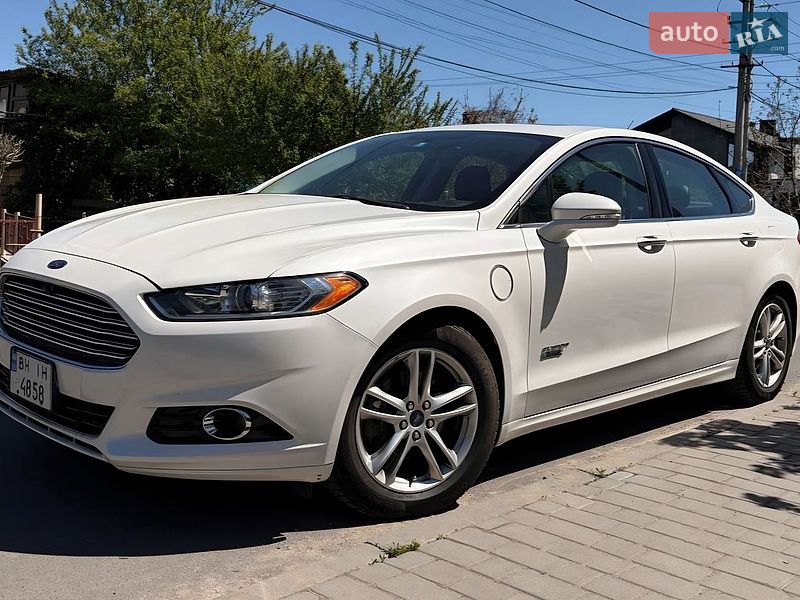 Ford Fusion 2015