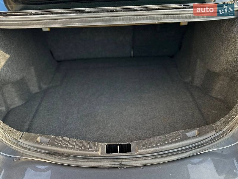 Седан Ford Fusion 2014 в Калуше