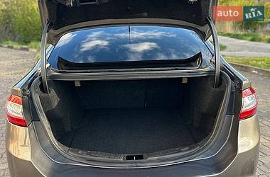 Седан Ford Fusion 2014 в Калуше