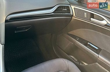 Седан Ford Fusion 2014 в Калуше