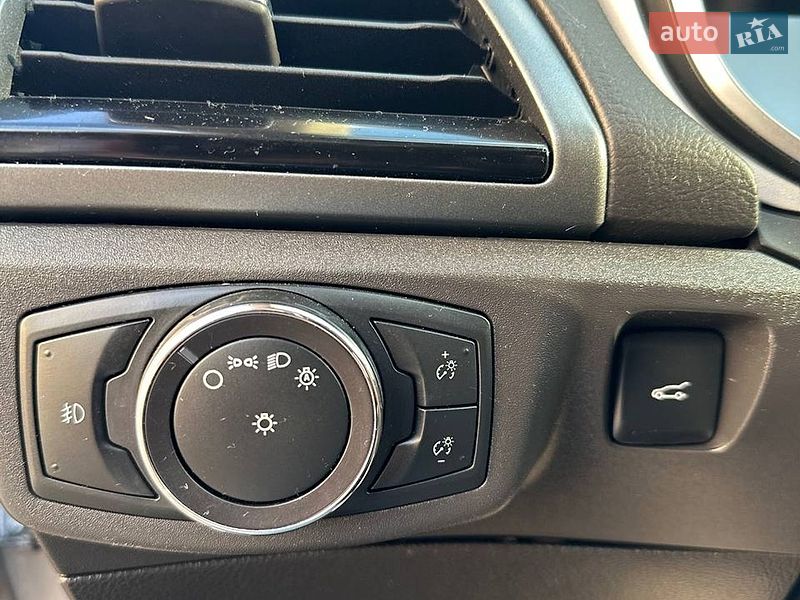 Седан Ford Fusion 2014 в Калуше