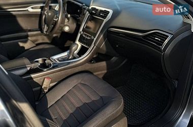 Седан Ford Fusion 2014 в Калуше
