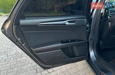 Седан Ford Fusion 2014 в Калуше