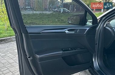 Седан Ford Fusion 2014 в Калуше