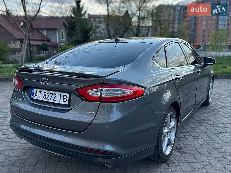 Седан Ford Fusion 2014 в Калуше