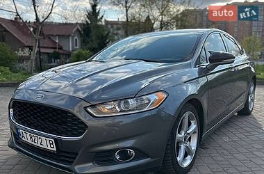 Седан Ford Fusion 2014 в Калуше