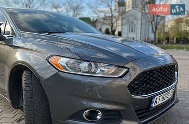 Седан Ford Fusion 2014 в Калуше