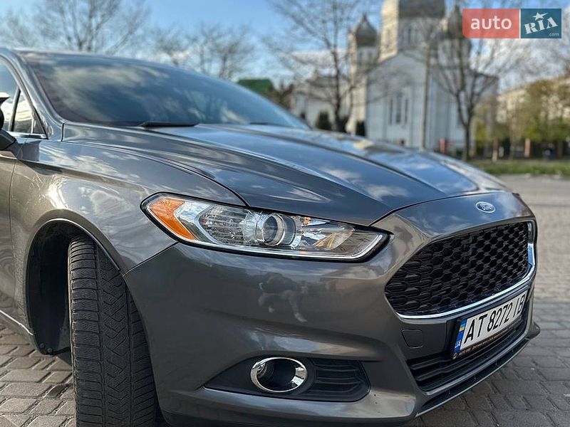Седан Ford Fusion 2014 в Калуше