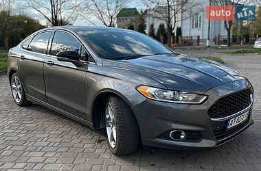 Седан Ford Fusion 2014 в Калуше