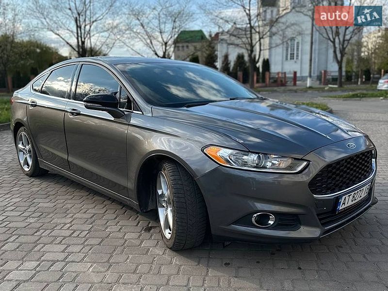 Седан Ford Fusion 2014 в Калуше