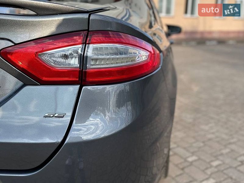 Седан Ford Fusion 2014 в Калуше