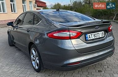 Седан Ford Fusion 2014 в Калуше