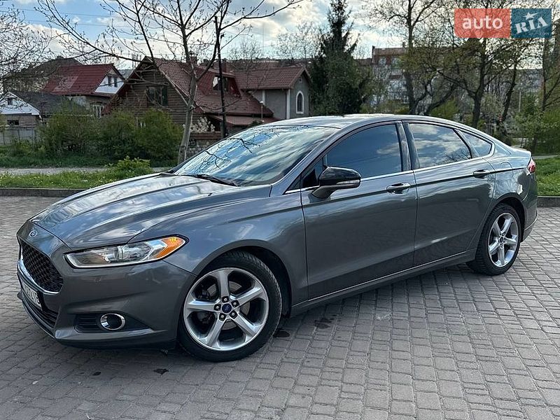 Седан Ford Fusion 2014 в Калуше