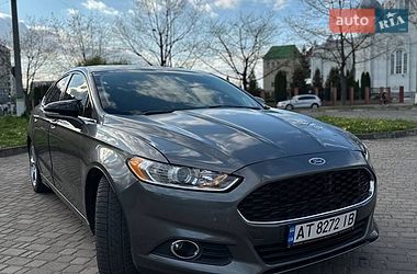 Седан Ford Fusion 2014 в Калуше