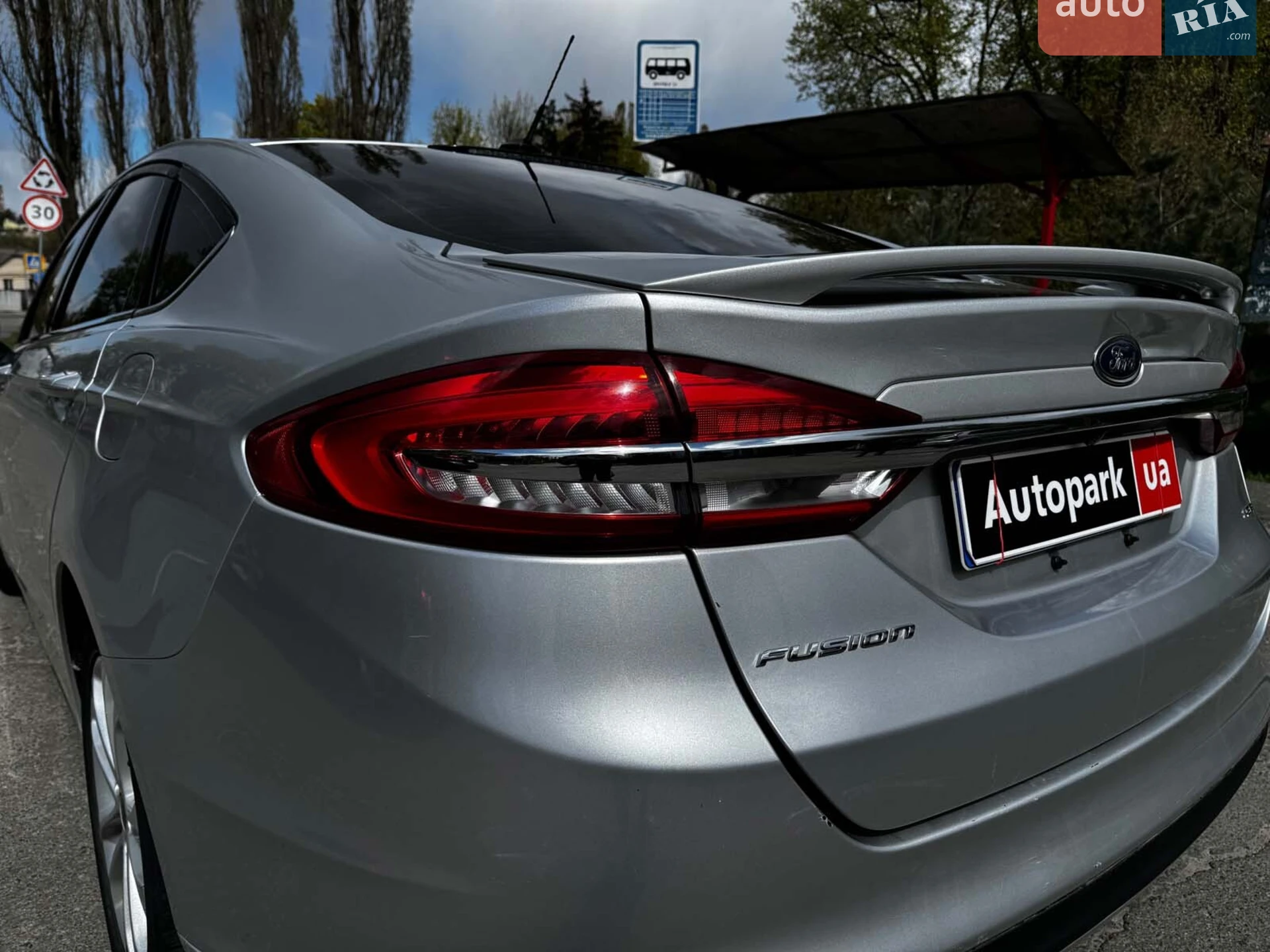 2017 Ford Fusion - мініатюра 10