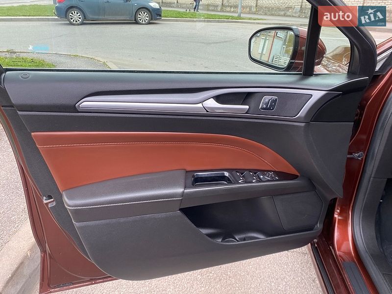Седан Ford Fusion 2015 в Вінниці