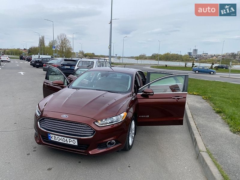 Седан Ford Fusion 2015 в Вінниці