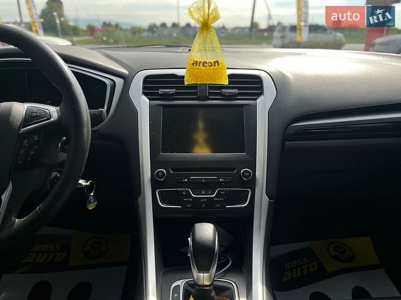 Седан Ford Fusion 2016 в Мукачевому