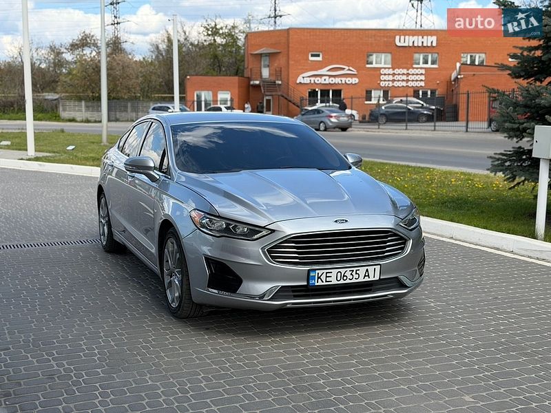 Ford Fusion 2019