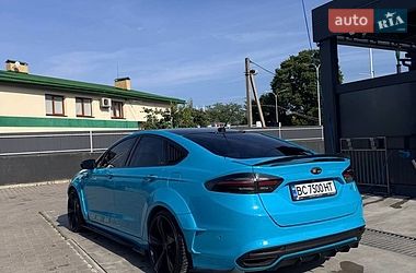 Седан Ford Fusion 2013 в Львові